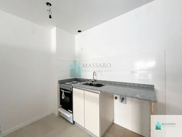 Monoambiente en venta a estrenar con balcón, Liniers.