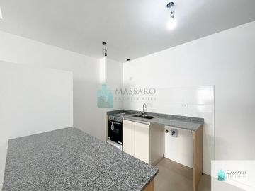 Monoambiente en venta a estrenar con balcón, Liniers.