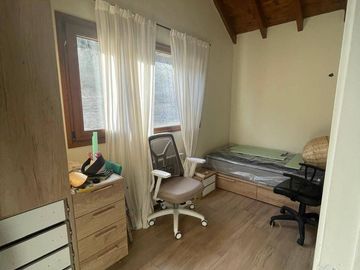 FINA PATAGONIA. Casa en venta c/ cochera en San Martin de los Andes