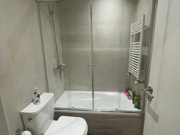 FINA PATAGONIA. Casa en venta c/ cochera en San Martin de los Andes