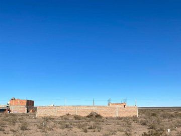 Terreno / Lote en venta de 300m2 ubicado en Centenario