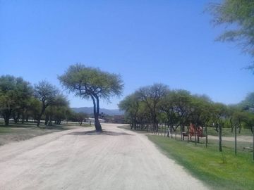 T003CB Excelente fracción de 1Ha 6.939m2 c/escritura en Villa Cura Brochero