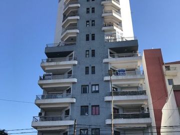 Departamento en venta de 4 dormitorios c/ cochera en San Miguel