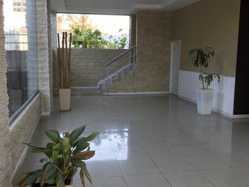 Departamento en venta de 4 dormitorios c/ cochera en San Miguel