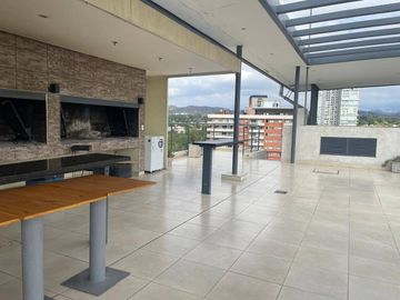 Departamento en venta de 2 dormitorios c/ cochera en Godoy Cruz