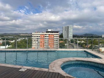 Departamento en venta de 2 dormitorios c/ cochera en Godoy Cruz