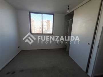 Departamento en Arriendo en Santa Isabel/ Portugal