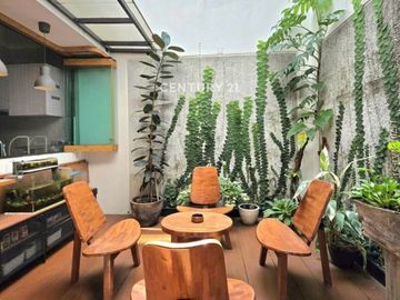 Dijual Rumah Siap Huni Kondisi Terawat Di Discovery Bintaro