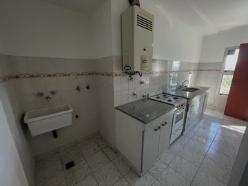 Alquilo departamento 1 dormitorio en edificio América