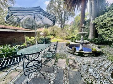 CASA EN VENTA DE UN SOLO PISO CON JARDÍN EN SAN JERÓNIMO
