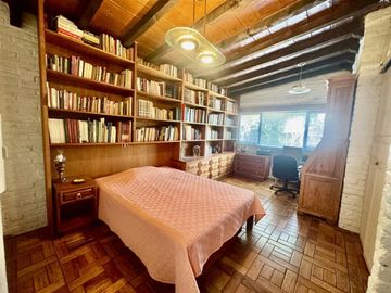 CASA EN VENTA DE UN SOLO PISO CON JARDÍN EN SAN JERÓNIMO
