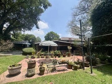 CASA EN VENTA DE UN SOLO PISO CON JARDÍN EN SAN JERÓNIMO