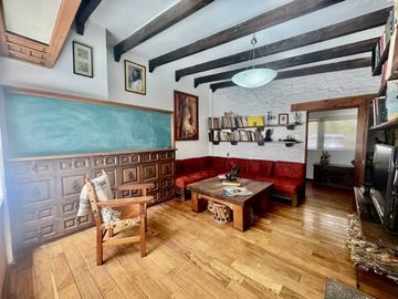CASA EN VENTA DE UN SOLO PISO CON JARDÍN EN SAN JERÓNIMO