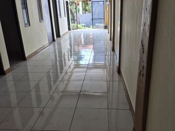Dijual Cepat Kos Ketintang (Kamar mandi dalam)