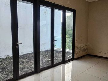 Dijual Rumah Luas 300 SHM Di Cluster Asia Tropis Harapan Indah