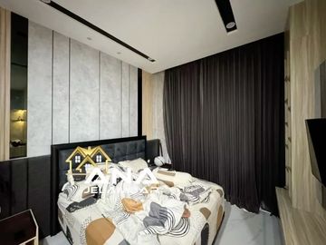 ANA RUMAH SEMI BARU UK 7.45X21M DI KOMP KAVLING POLRI JELAMBAR