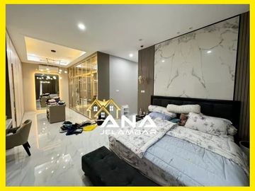 ANA RUMAH SEMI BARU UK 7.45X21M DI KOMP KAVLING POLRI JELAMBAR