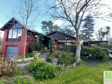 RETASADO. Chalet en Colina de los Padres,en Sierra de los Padres. Gas natural.
