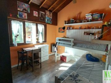 RETASADO. Chalet en Colina de los Padres,en Sierra de los Padres. Gas natural.