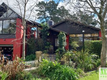 RETASADO. Chalet en Colina de los Padres,en Sierra de los Padres. Gas natural.