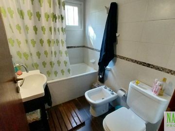 RETASADO. Chalet en Colina de los Padres,en Sierra de los Padres. Gas natural.