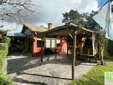 RETASADO. Chalet en Colina de los Padres,en Sierra de los Padres. Gas natural.