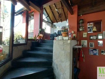 RETASADO. Chalet en Colina de los Padres,en Sierra de los Padres. Gas natural.