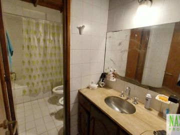 RETASADO. Chalet en Colina de los Padres,en Sierra de los Padres. Gas natural.