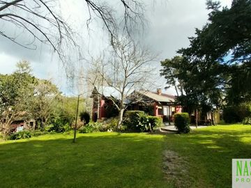 RETASADO. Chalet en Colina de los Padres,en Sierra de los Padres. Gas natural.