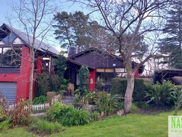RETASADO. Chalet en Colina de los Padres,en Sierra de los Padres. Gas natural.