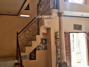 Dijual Rumah Hook 2 Lantai Rapih Dan Terawat Di Serpong Tangsel