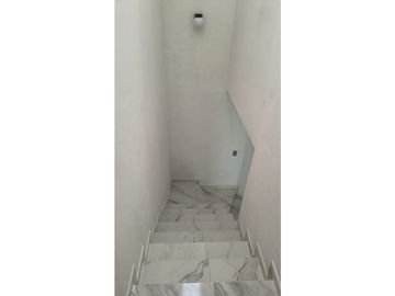 Venta casa a 50 metros de Av. Gasoducto