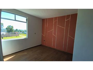 Venta casa a 50 metros de Av. Gasoducto