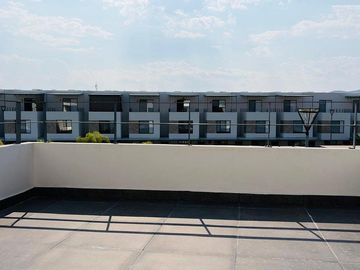 Casa en Renta Sin Amueblar con 3 Habitaciones, Alberca y Amenidades, Xochitepec