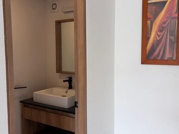 Casa en Renta Sin Amueblar con 3 Habitaciones, Alberca y Amenidades, Xochitepec