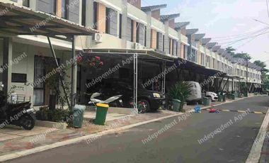 Rumah 2 lantai di Galuh Mas Teluk Jambe Karawang
