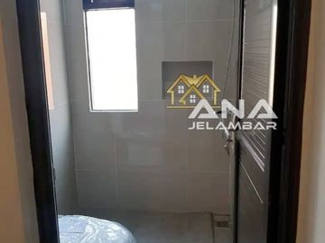 ANA RUMAH BARU HOEK LT 75M² MINIMALIS DI JELAMBAR