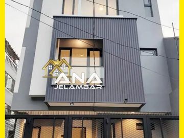 ANA RUMAH BARU HOEK LT 75M² MINIMALIS DI JELAMBAR