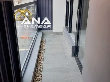 ANA RUMAH BARU HOEK LT 75M² MINIMALIS DI JELAMBAR