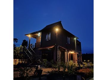 Villa Cantik Nego 2Lantai Tanah Luas Dekat Banyak Wisata Batu