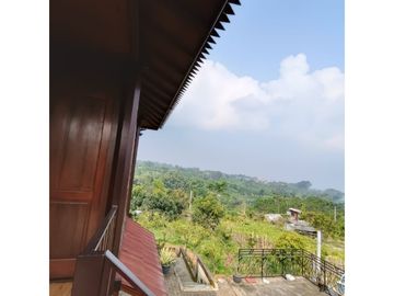 Villa Cantik Nego 2Lantai Tanah Luas Dekat Banyak Wisata Batu