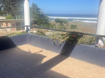 Camino a Punta de Lobos/Comuina de Pichilemu - Casa - Venta