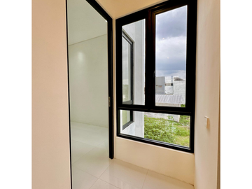Premium Home Minimalis Modern With SmartDoor 5 Menit Ke Suhat Malang