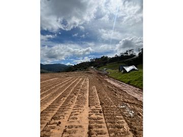VENTA DE LOTE EN PARCELACIÓN VIA EL RETIRO LA CEJA