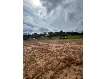 VENTA DE LOTE EN PARCELACIÓN VIA EL RETIRO LA CEJA