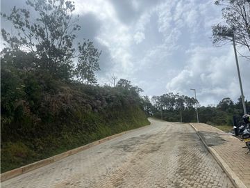 VENTA DE LOTE EN PARCELACIÓN VIA EL RETIRO LA CEJA