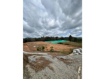 VENTA DE LOTE EN PARCELACIÓN VIA EL RETIRO LA CEJA