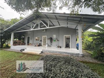 VENTA DE CASA EN DOLEGA EN DOS RIOS 3R CERCADA