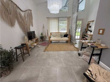 VENTA DE CASA EN DOLEGA EN DOS RIOS 3R CERCADA