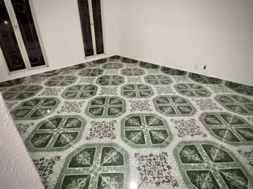 SE VENDE CASA EN EXCELENTE UBICACIÓN USO MIXTO